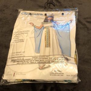 Cleopatra Halloween Costume Like New SZ 8-10 Simply Adorable on.